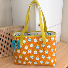 Load image into Gallery viewer, Divided Tablet Tote (Paper Pattern)