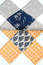 Load image into Gallery viewer, Quilt - Granny Square Baby 2