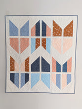 Load image into Gallery viewer, Quilt - Tailfeather