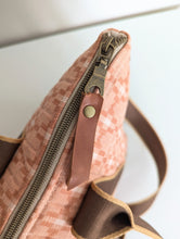 Load image into Gallery viewer, Oxbow Tote - Rust