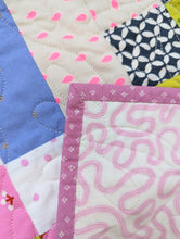 Load image into Gallery viewer, Quilt - Checkered Garden