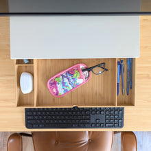 Load image into Gallery viewer, Sunny Glasses Pouch Pattern - Package of 5