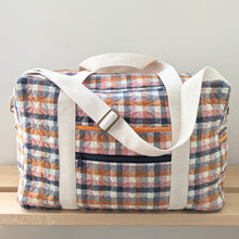 Load image into Gallery viewer, Doable Duffel (PDF Pattern)
