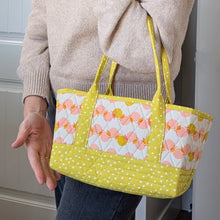 Load image into Gallery viewer, Altoona Tote (Paper Pattern)
