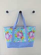 Load image into Gallery viewer, Altoona Tote - Large Tula Pink
